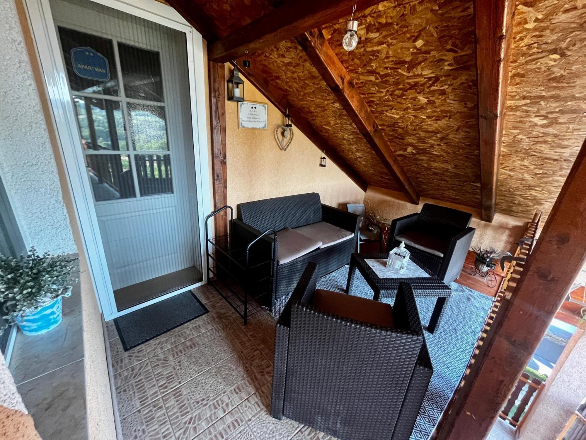 Apartman Simona Vrdnik Exterior foto